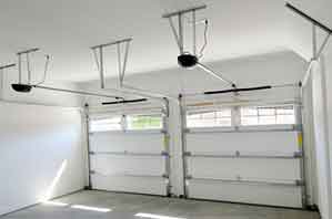 Sumner Garage Door